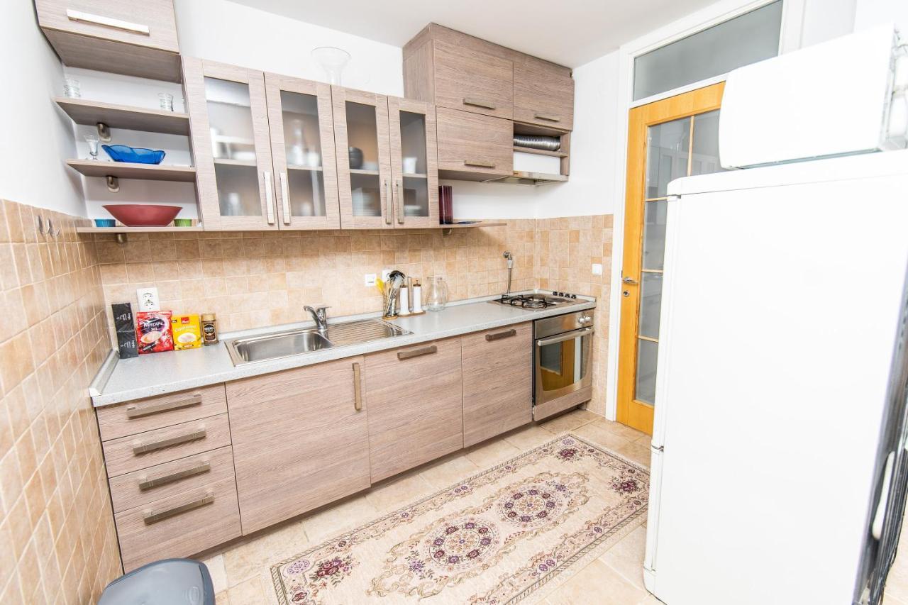 Modern 2Bdr Apartment In The Center- Free Parking Сараево Екстериор снимка
