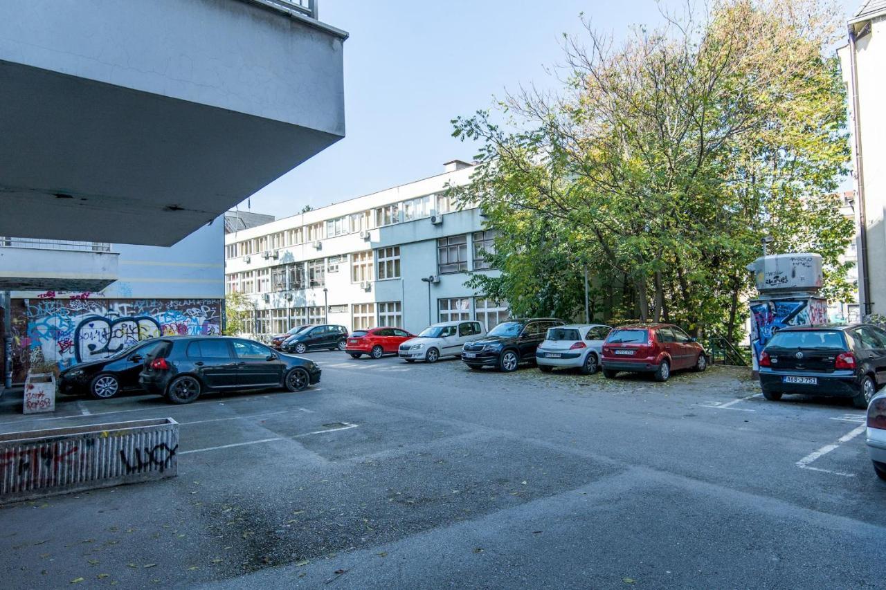 Modern 2Bdr Apartment In The Center- Free Parking Сараево Екстериор снимка